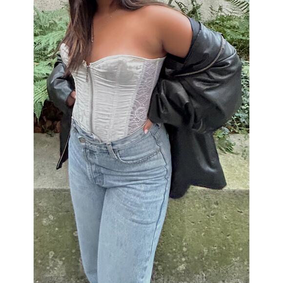 ivory corset - Picture 2 of 6